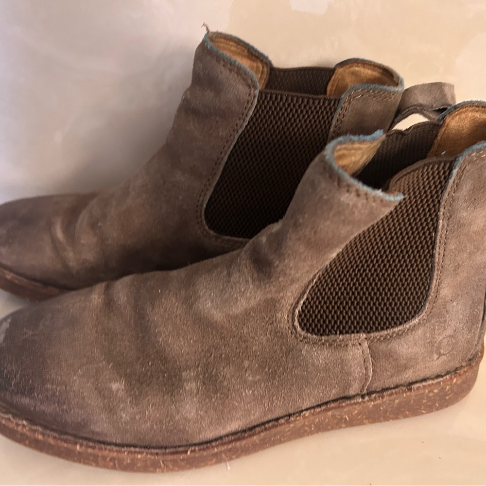 Born women’s Taupe Suede Chelsea Boots - Picture 3 of 6